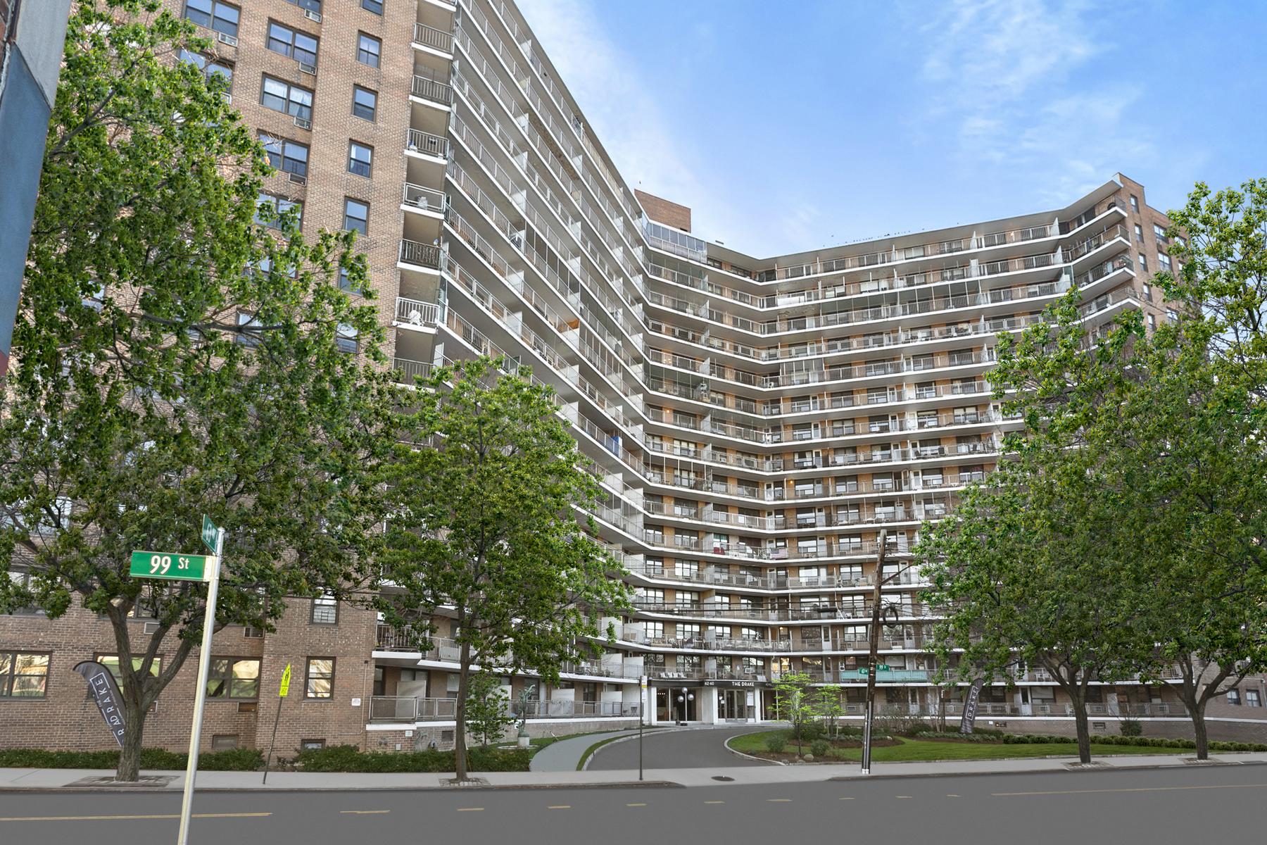 Rego Park Neighborhood Building Facade